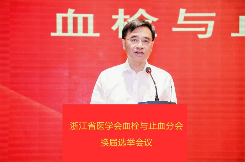 黄会长(1).jpg